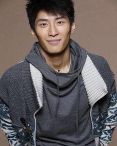 动新闻明星,动感十足，引领潮流的视觉盛宴