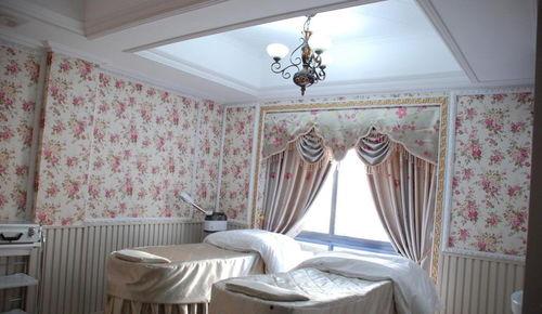 美容院网红吊灯,点亮美丽空间的璀璨之光