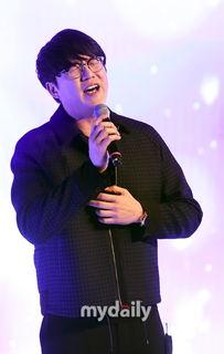 韩国明星公益演唱,韩国明星公益演唱会温暖人心