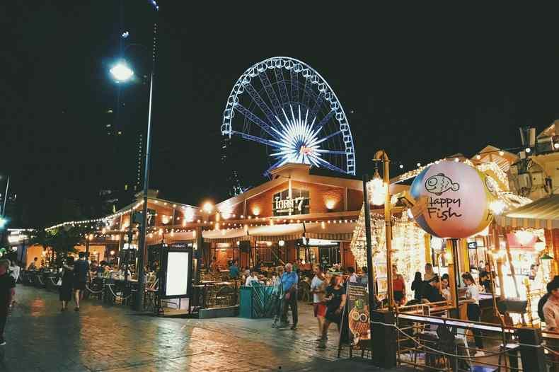 晚上逛网红景点推荐语,探寻城市魅力新地标