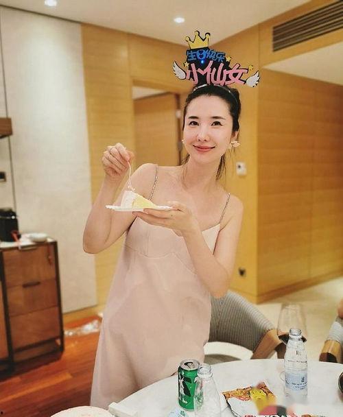 万活泼网红,网络红人的魅力与影响力